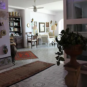 ** Hotel Mora Italia